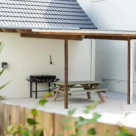 Husky 56 Beachfront Villa'S - Great Location On The Beach Huskisson Exterior photo