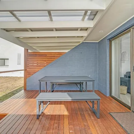 Husky 56 Beachfront Villa'S - Great Location On The Beach Huskisson Exterior photo