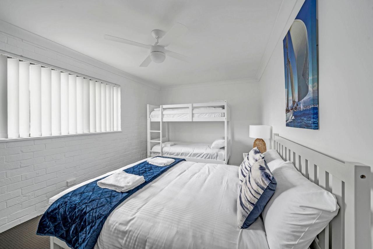 Husky 56 Beachfront Villa's - Great Location On The